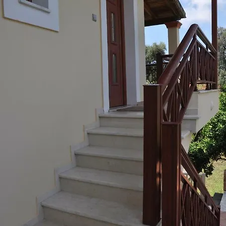 Areti's Semesterbostad Agios Georgios Pagon